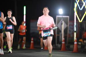 BIB: 45313, 41938
                            <button type="button" onclick="openModal(21553692)" class="btn btn-primary btn-sm float-right btn-popup" data-toggle="modal" data-target=".modal-high-quality">
                        <i class="fas fa-shopping-cart"></i> Add to Cart
                    </button>
                                            <button type="button" onclick="isThisMe(21553692, true)" class="btn btn-success btn-sm float-right btn-popup btn-isme hidden" data-toggle="tooltip" data-placement="bottom" title="นี่คือรูปของคุณใช่ไหม คลิกที่นี่เพื่อเอาเข้าอัลบั้ม">
                        <i class="fas fa-plus"></i> Add to album
                    </button>
                    <button type="button" onclick="isThisMe(21553692, false)" class="btn btn-warning btn-sm float-right btn-popup btn-isnotme hidden">
                        <i class="fas fa-ban"></i> Remove from album
                    </button>